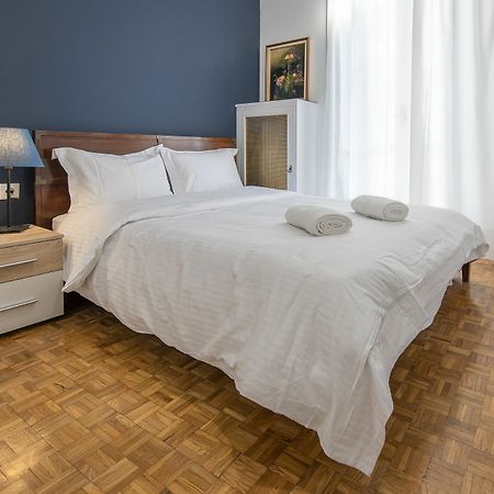 דירות אתונה Petralona Cosy Penthouse מראה חיצוני תמונה