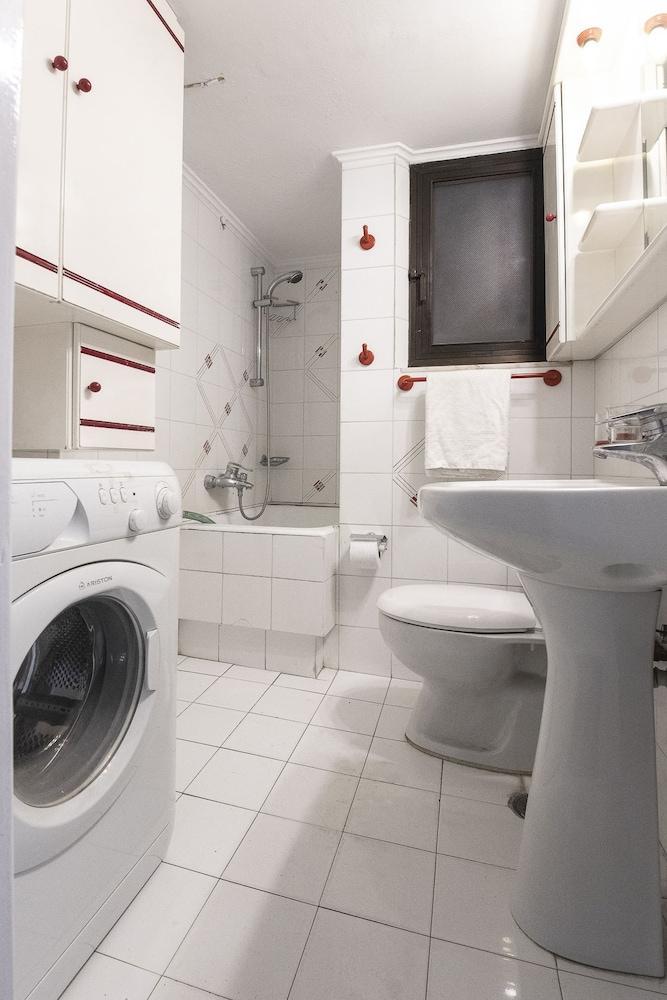 דירות אתונה Petralona Cosy Penthouse מראה חיצוני תמונה