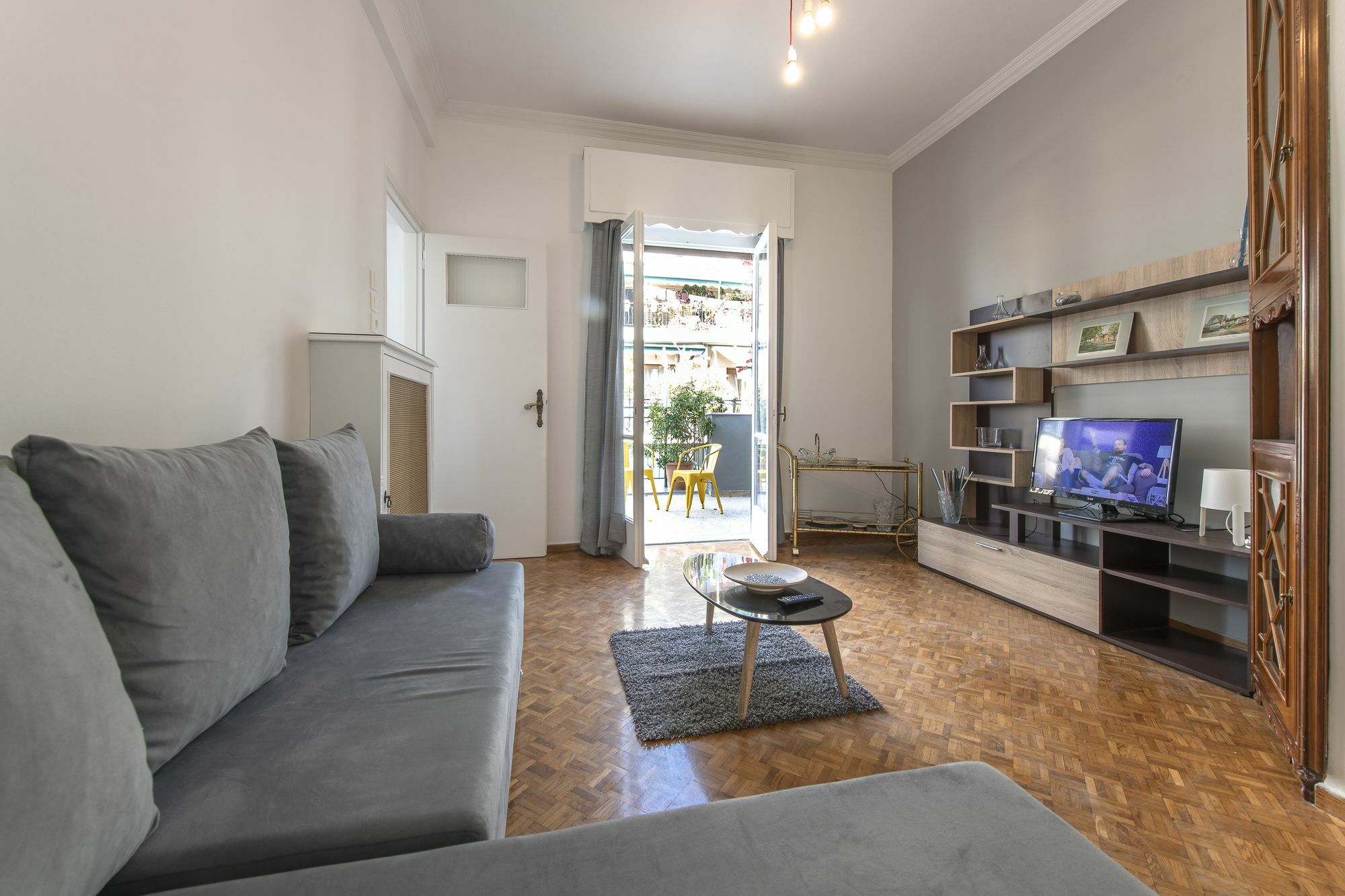 דירות אתונה Petralona Cosy Penthouse מראה חיצוני תמונה